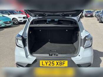 Used Renault Captur 2025 for sale - 78858506: Photo