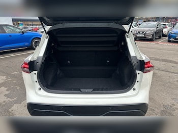 Used Nissan Qashqai 2021 for sale - 76652236: Photo