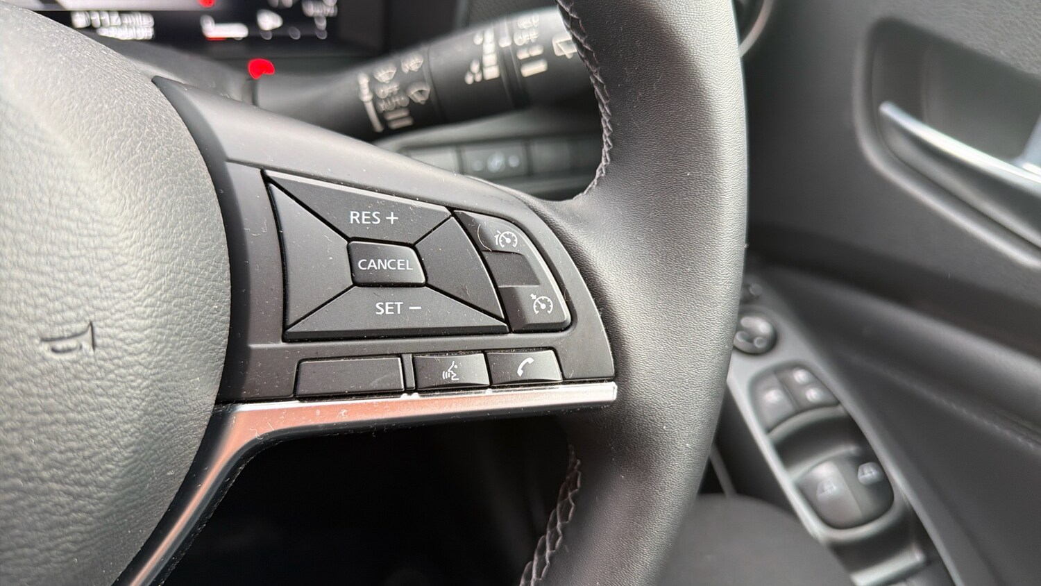 Used Nissan Juke 2024 for sale - 77830443: Photo 23