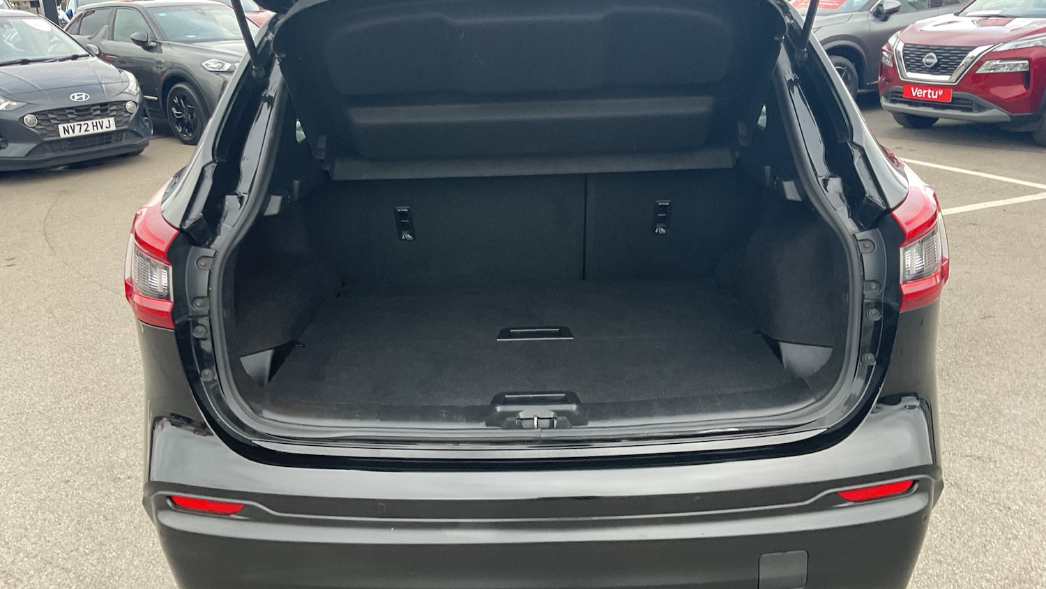 Used Nissan Qashqai 2020 for sale - 76467921: Photo 4