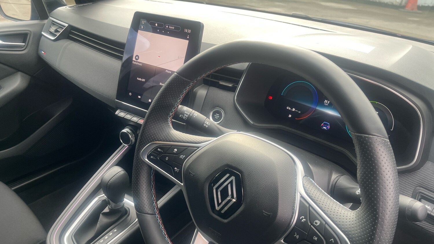 Used Renault Clio 2024 for sale - 76344525: Photo 10