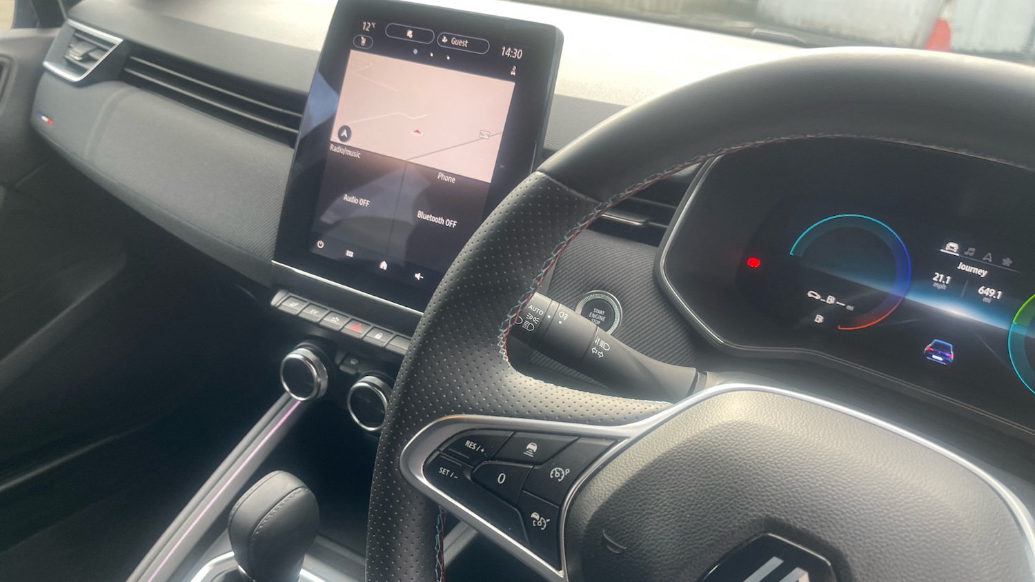 Used Renault Clio 2024 for sale - 76344525: Photo 11