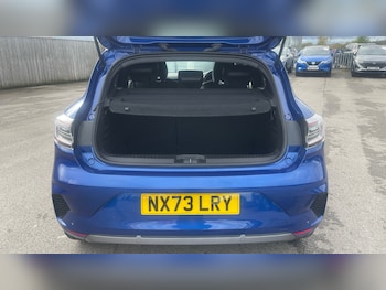 Used Renault Clio 2024 for sale - 76344525: Photo