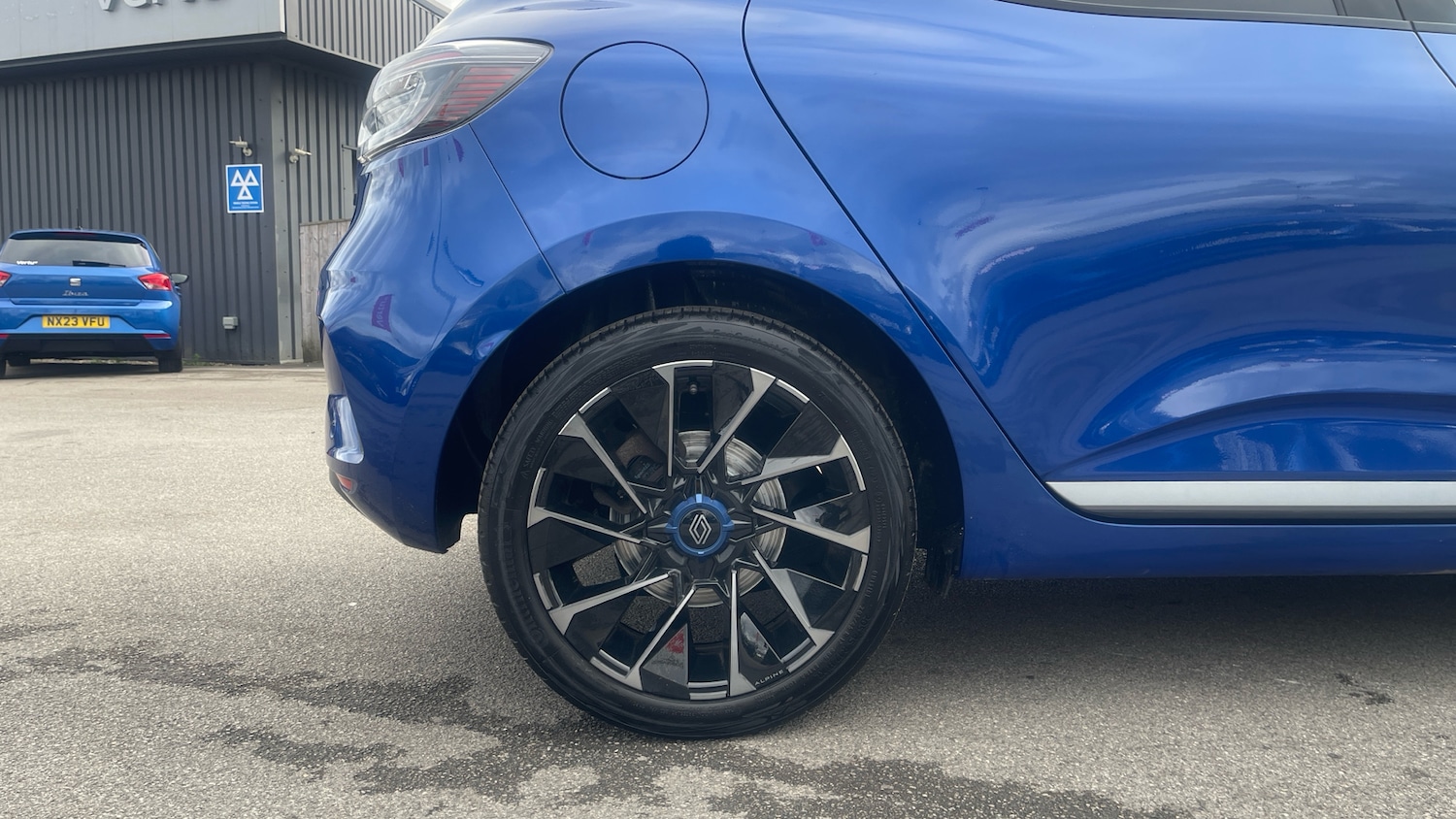 Used Renault Clio 2024 for sale - 76344525: Photo 7