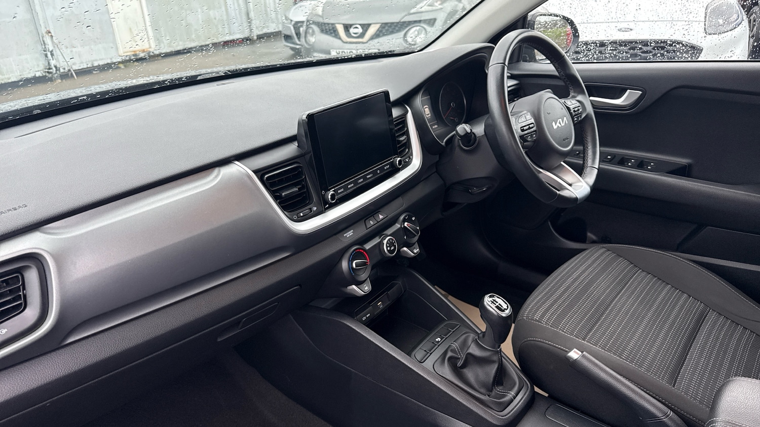 Used Kia Stonic 2022 for sale - 77392524: Photo 9