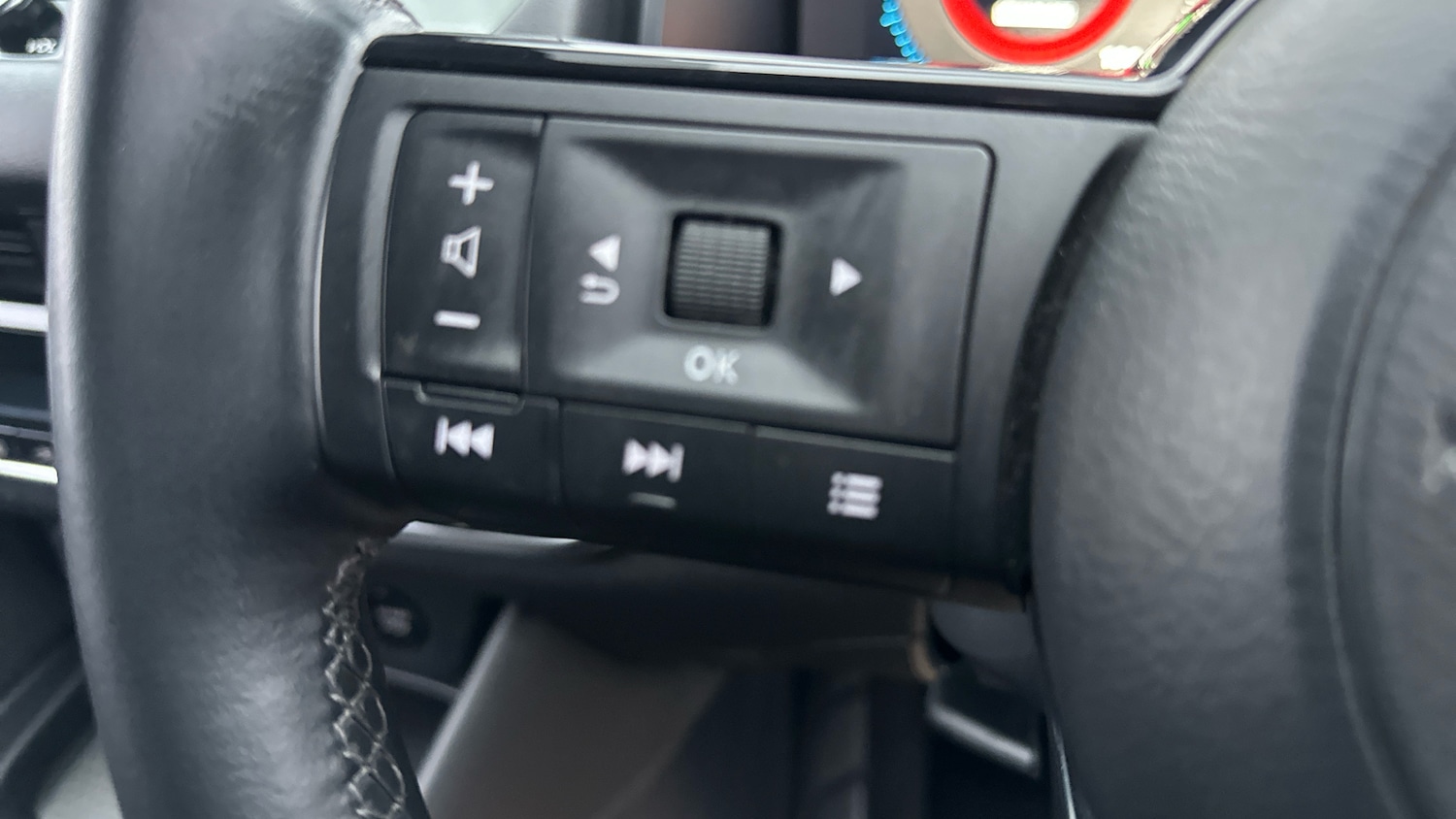 Used Nissan Qashqai 2023 for sale - 76650941: Photo 32