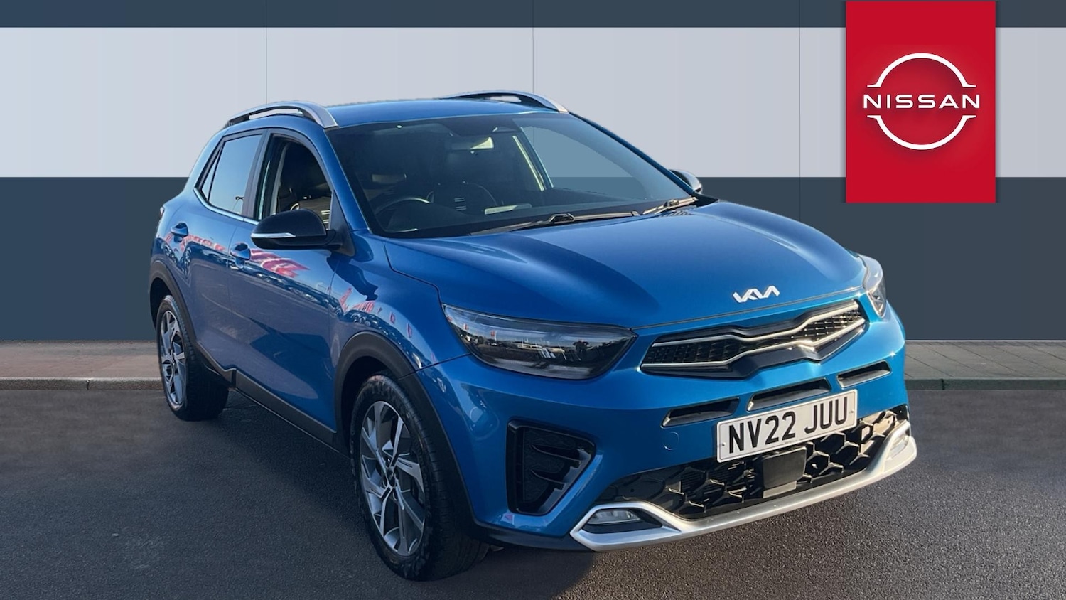 Used Kia Stonic 2022 for sale - 76762345: Photo 1