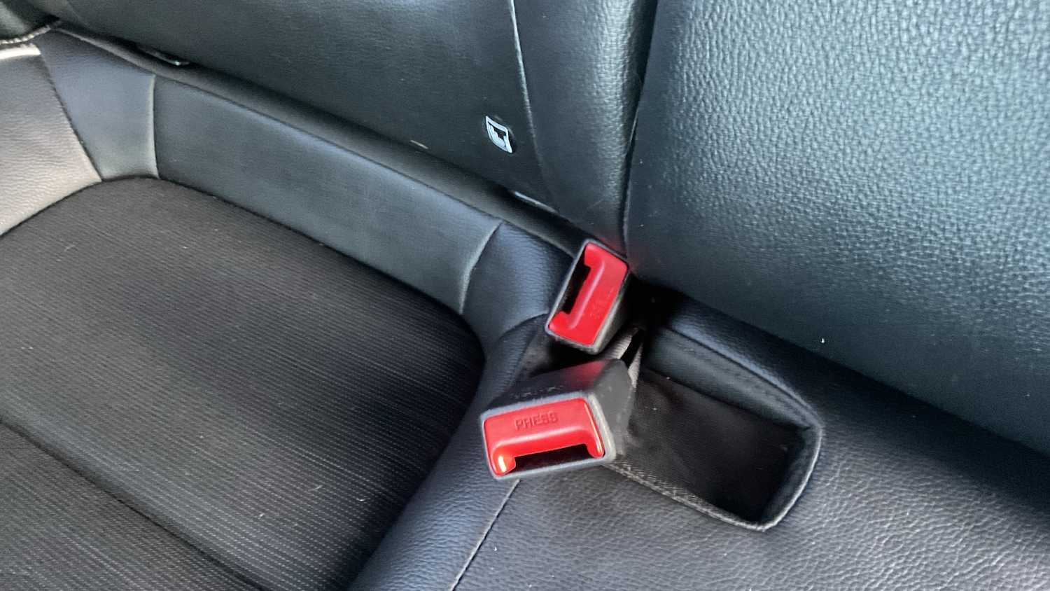 Used Kia Stonic 2022 for sale - 76762345: Photo 17