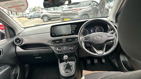 Used Hyundai i10 2023 for sale - 76207670: Photo 10