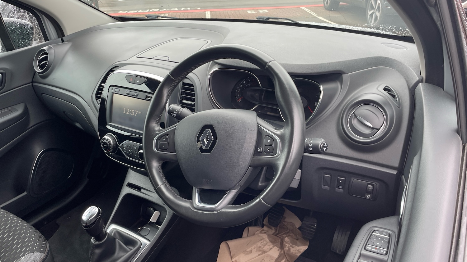 Used Renault Captur 2017 for sale - 76253082: Photo 11