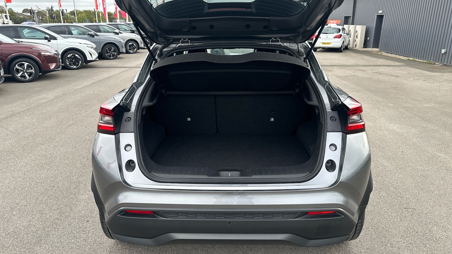 Used Nissan Juke 2024 for sale - 76374289: Photo 4