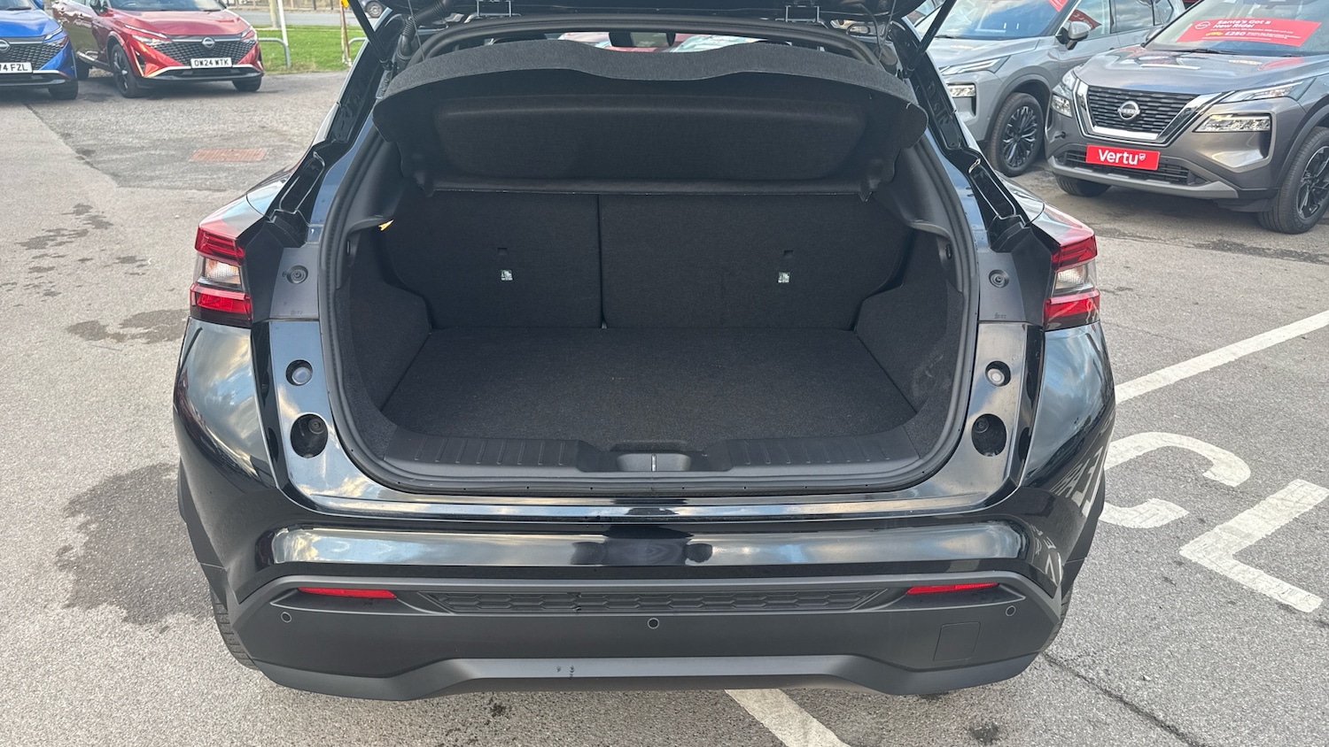 Used Nissan Juke 2024 for sale - 76207678: Photo 4