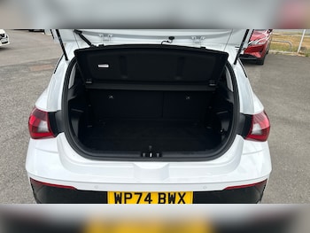 Used Hyundai i20 2024 for sale - 79307236: Photo