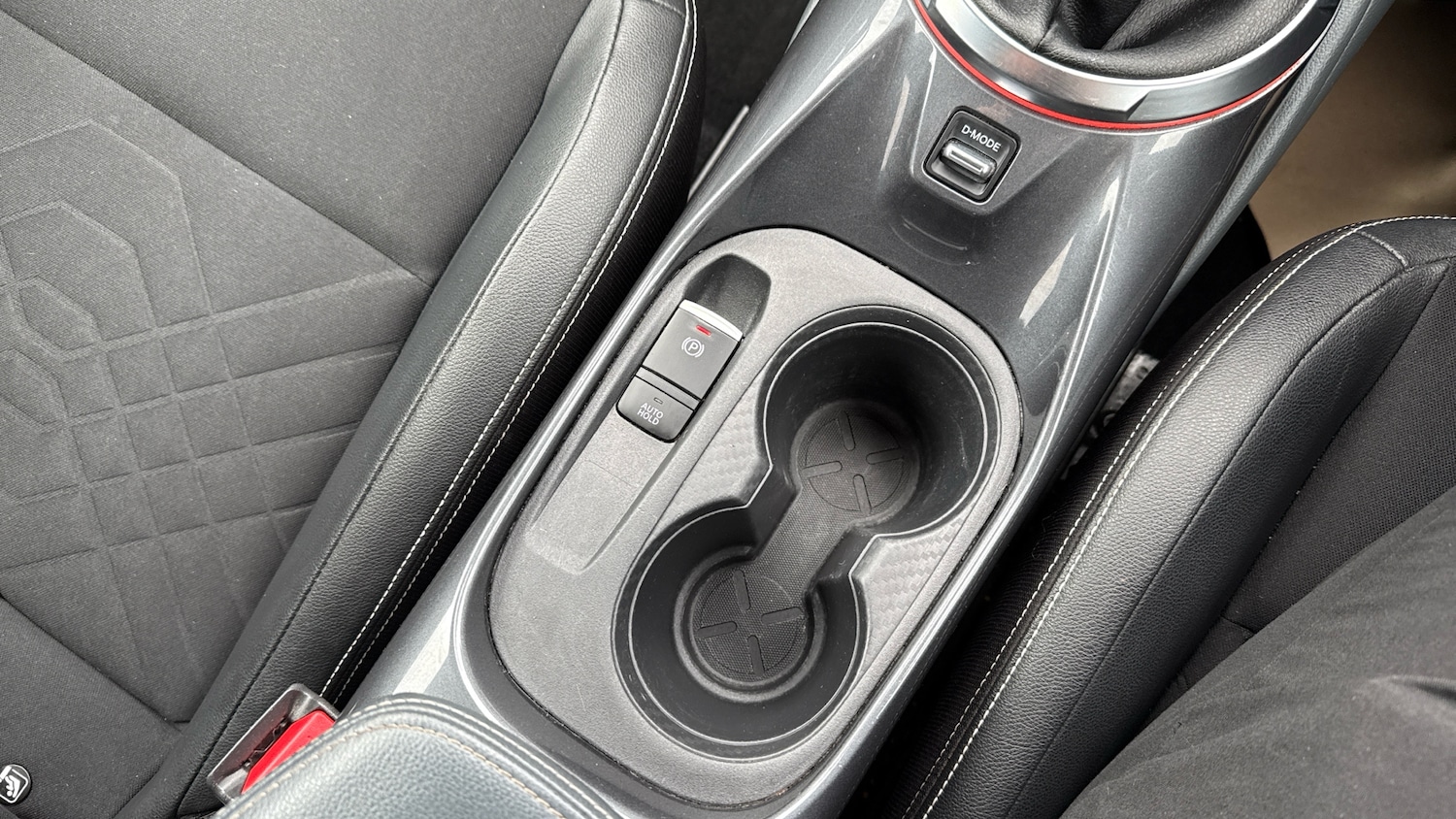 Used Nissan Juke 2020 for sale - 76075758: Photo 31