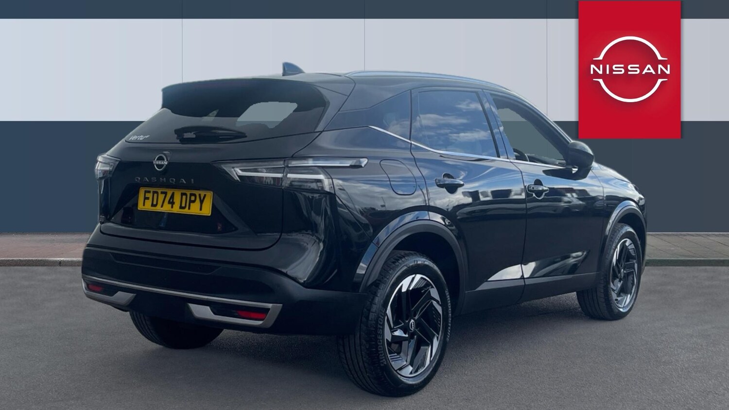 Used Nissan Qashqai 2024 for sale - 75870032: Photo 2