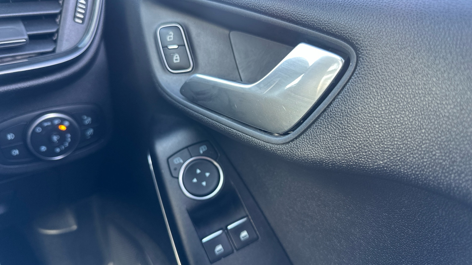 Used Ford Fiesta 2019 for sale - 76401921: Photo 23