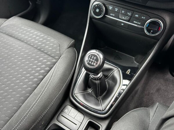 Used Ford Fiesta 2019 for sale - 76222709: Photo 22