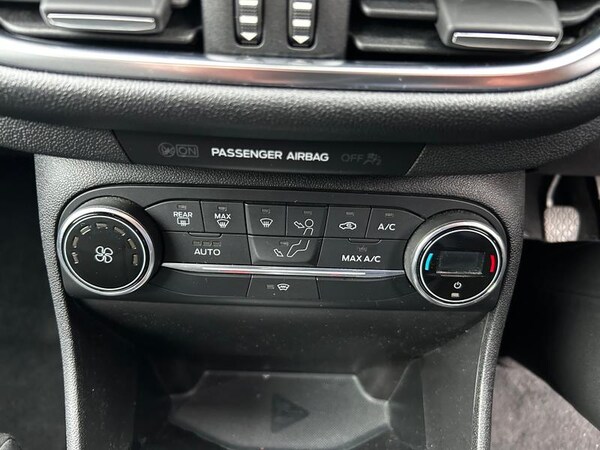 Used Ford Fiesta 2019 for sale - 76222709: Photo 23