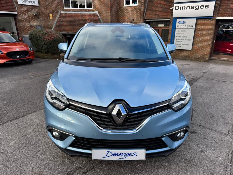 Used Renault Grand Scenic 2017 for sale - 77746824: Photo 2