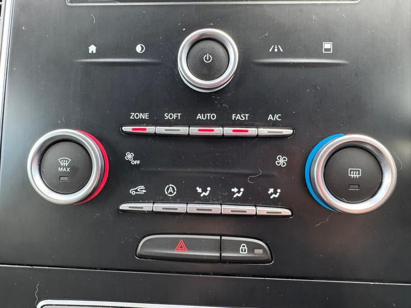 Used Renault Grand Scenic 2017 for sale - 77746824: Photo 29