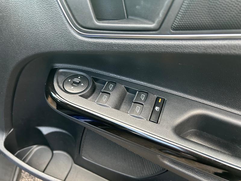 Used Ford B-MAX 2017 for sale - 77427318: Photo 25