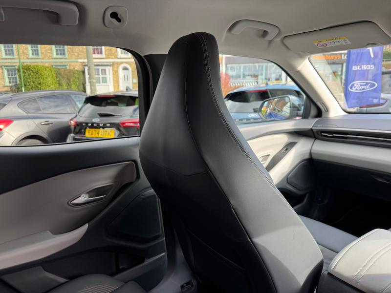 Used Ford Explorer 2024 for sale - 77739285: Photo 19