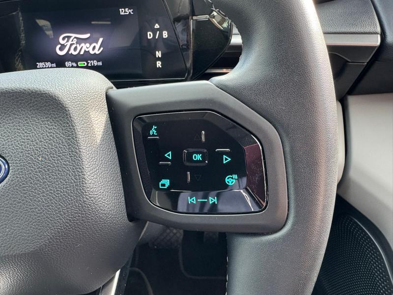 Used Ford Explorer 2024 for sale - 77739285: Photo 37