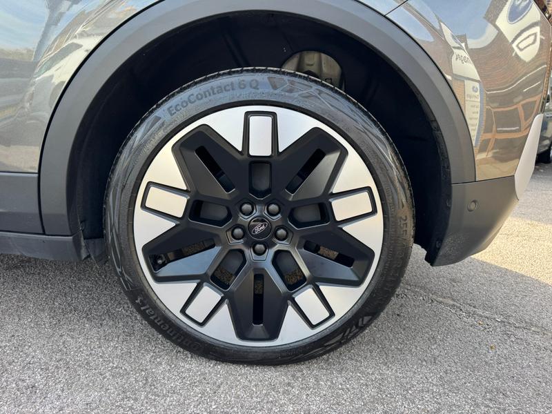 Used Ford Explorer 2024 for sale - 76114602: Photo 10