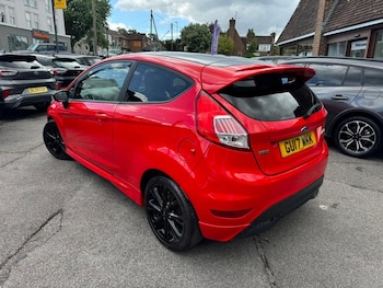 Used Ford Fiesta 2017 for sale - 75325501: Photo