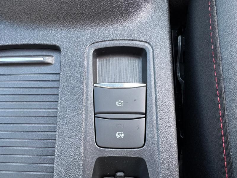 Used Ford Kuga 2025 for sale - 77653761: Photo 31