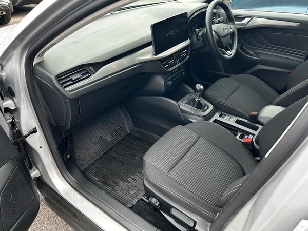 Used Ford Focus 2023 for sale - 76172632: Photo 13