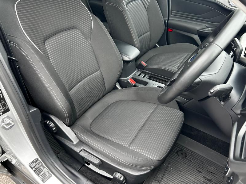 Used Ford Focus 2023 for sale - 76172632: Photo 18