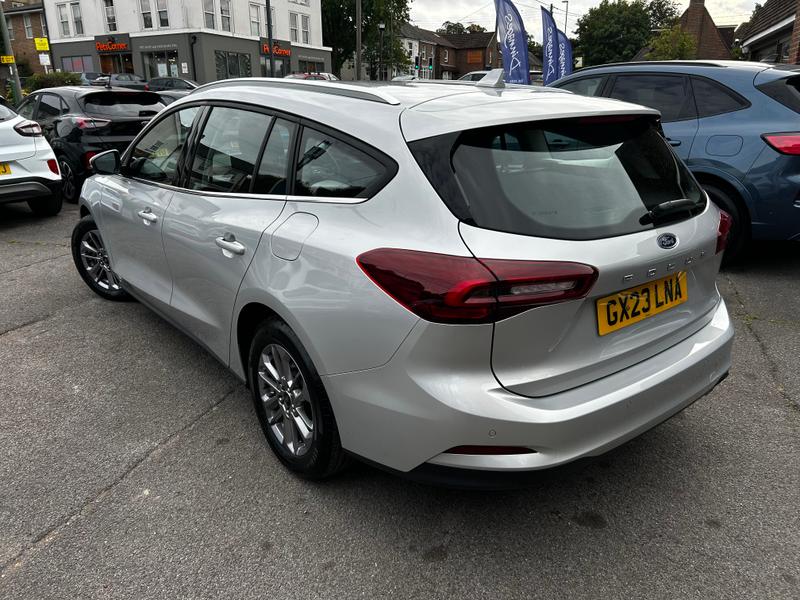 Used Ford Focus 2023 for sale - 76172632: Photo 5