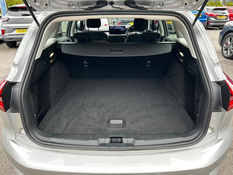 Used Ford Focus 2023 for sale - 76172632: Photo 8