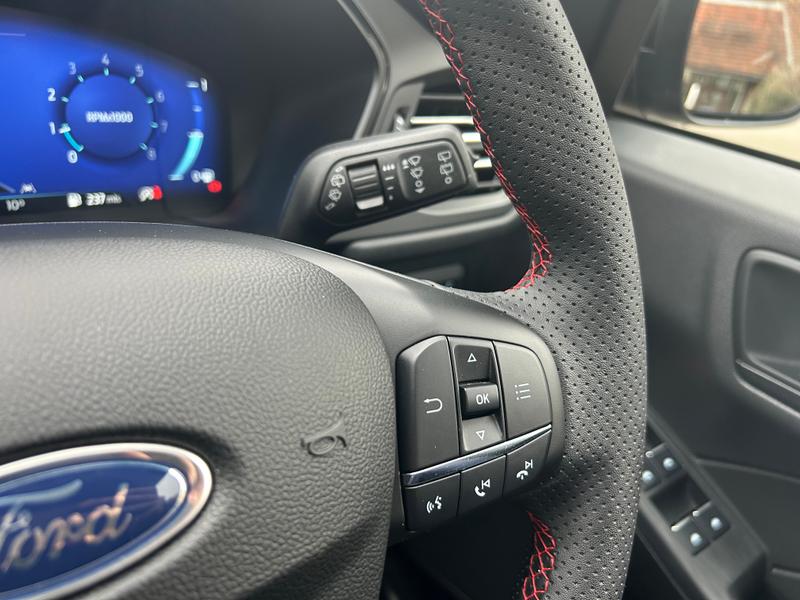 Used Ford Kuga 2023 for sale - 78015418: Photo 32