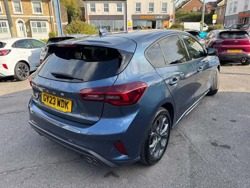 Used Ford Focus 2023 for sale - 76126494: Photo 4