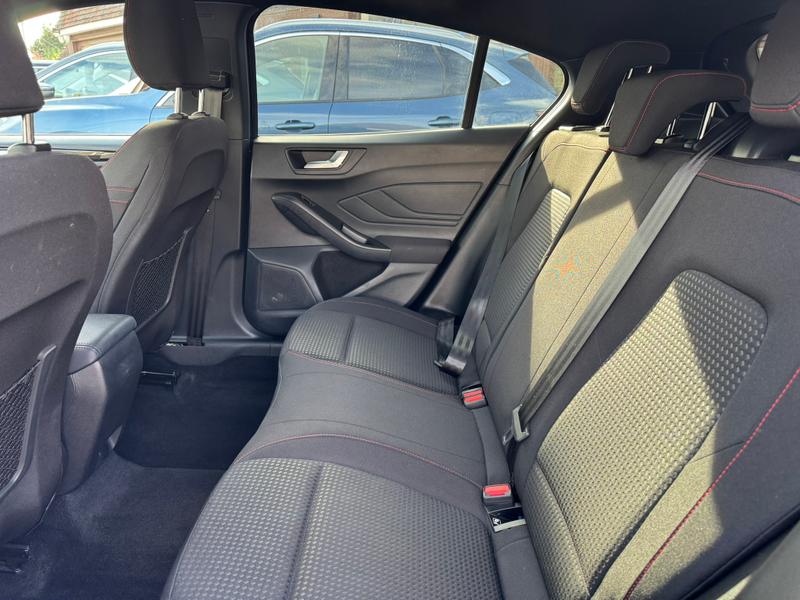 Used Ford Focus 2023 for sale - 76126494: Photo 7