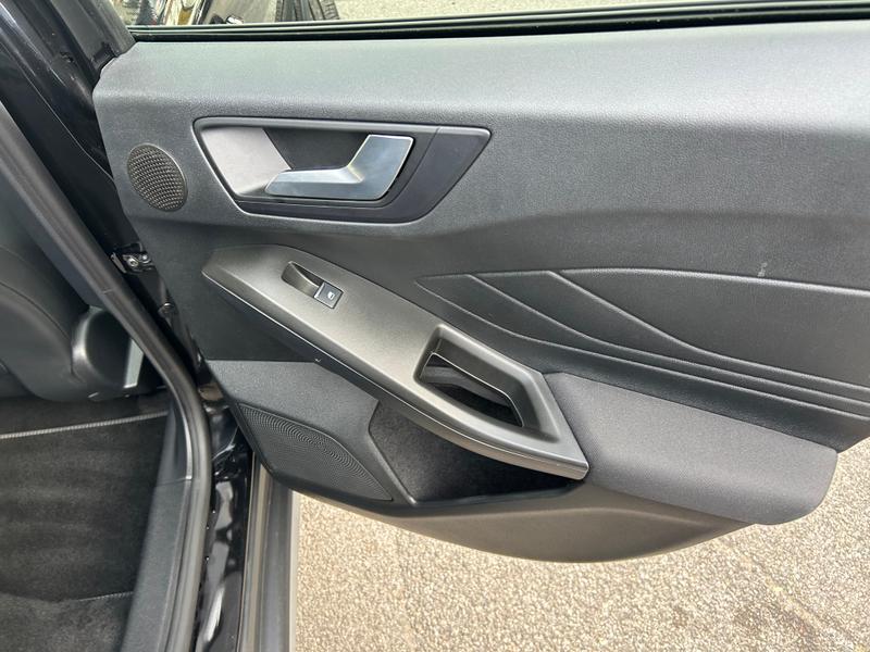 Used Ford Focus 2024 for sale - 76046485: Photo 11