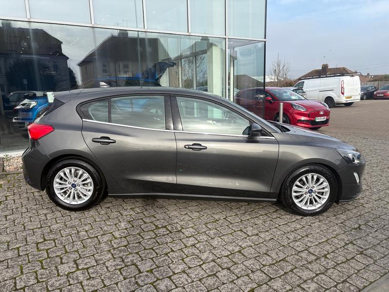 Used Ford Focus 2019 for sale - 77672616: Photo 2