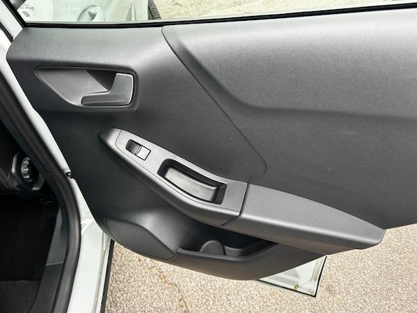 Used Ford Puma 2025 for sale - 76277218: Photo 13