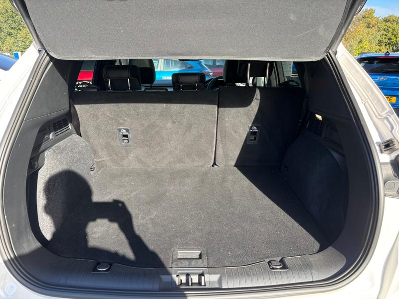 Used Ford Kuga 2023 for sale - 76984727: Photo 8