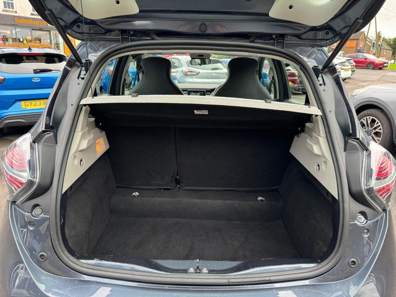 Used Renault Zoe 2021 for sale - 76738768: Photo 6