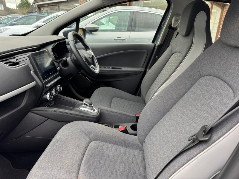 Used Renault Zoe 2021 for sale - 76738768: Photo 8