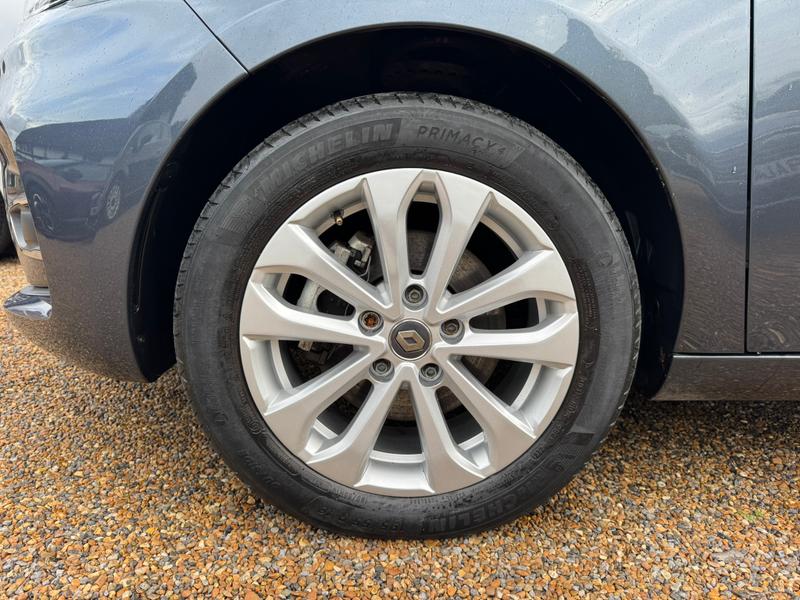 Used Renault Zoe 2021 for sale - 76738768: Photo 9
