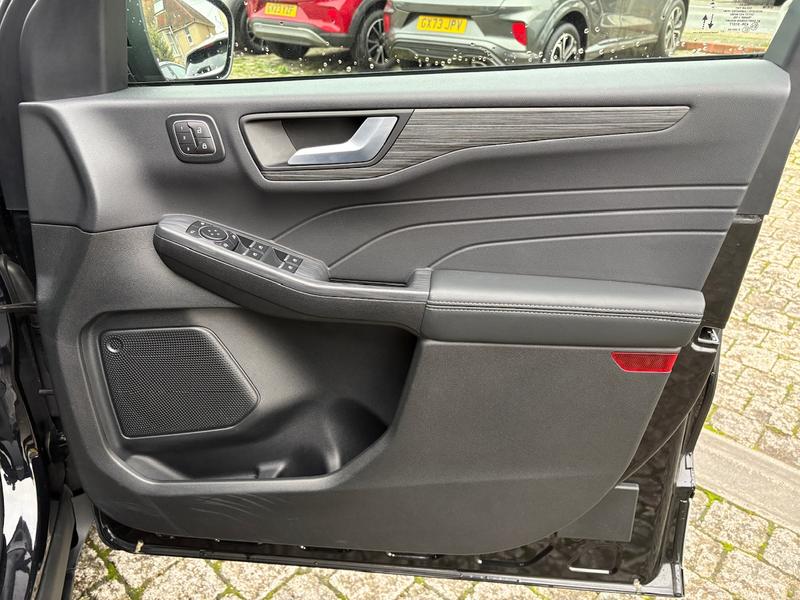 Used Ford Kuga 2024 for sale - 77063969: Photo 22