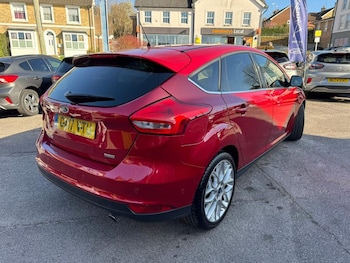 Used Ford Focus 2017 for sale - 77890409: Photo