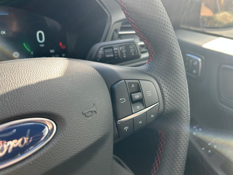 Used Ford Kuga 2025 for sale - 78015413: Photo 32