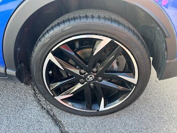 Used Toyota C-HR 2022 for sale - 75718146: Photo