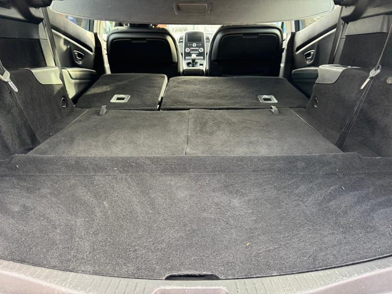 Used Renault Grand Scenic 2017 for sale - 76949050: Photo 13