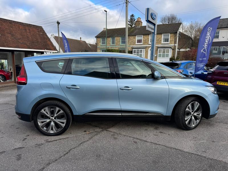 Used Renault Grand Scenic 2017 for sale - 76949050: Photo 6